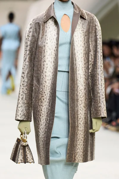 Look 56